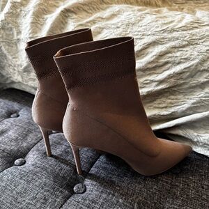 Steve Madden Sock Boots Size 11